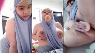 Bokep Indo Hijaber Tobrut Pake Mukena Colmek Dildo