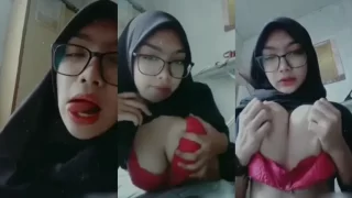 Bokep Indo NADIRA Tobrut Hijab Hitam Ukhti Cantik