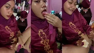 Clara Ukhti Nakal Colok Memek Dildo